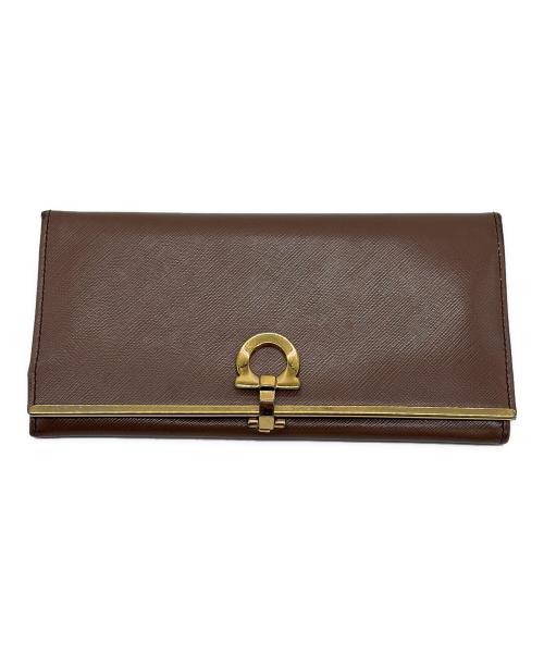 Salvatore Ferragamo（サルヴァトーレ フェラガモ）Salvatore Ferragamo (サルヴァトーレ フェラガモ) 長財布 ベージュの古着・服飾アイテム