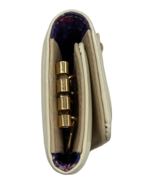 ANNA SUI（アナスイ）ANNA SUI (アナスイ) キーケース ベージュの古着・服飾アイテム