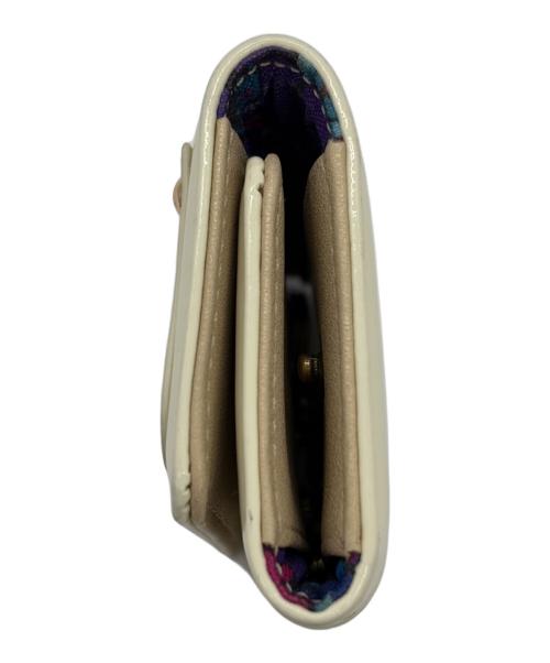 ANNA SUI（アナスイ）ANNA SUI (アナスイ) キーケース ベージュの古着・服飾アイテム