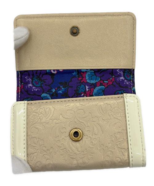 ANNA SUI（アナスイ）ANNA SUI (アナスイ) キーケース ベージュの古着・服飾アイテム