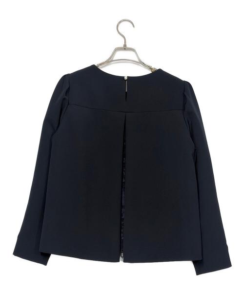 TO BE CHIC（トゥービーシック）TO BE CHIC (トゥービーシック) デュアルストレッチバックレース ブラウス ネイビー サイズ:SIZE 40（M)の古着・服飾アイテム