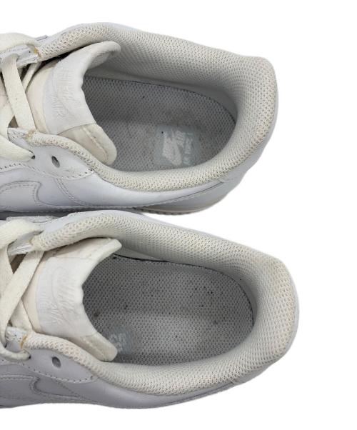 NIKE（ナイキ）NIKE (ナイキ) ローカットスニーカー ホワイト サイズ:SIZE 26cmの古着・服飾アイテム