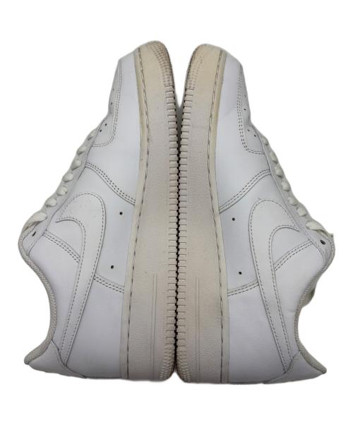 NIKE（ナイキ）NIKE (ナイキ) ローカットスニーカー ホワイト サイズ:SIZE 26cmの古着・服飾アイテム