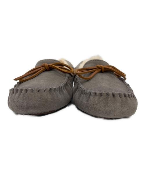 UGG（アグ）UGG (アグ) モカシンシューズ グレー サイズ:SIZE 23cmの古着・服飾アイテム