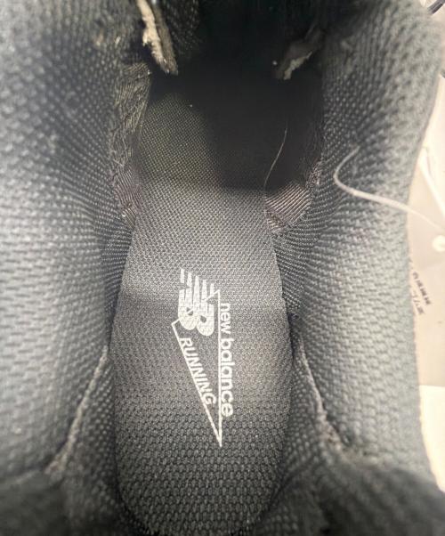 NEW BALANCE（ニューバランス）NEW BALANCE (ニューバランス) スニーカー シルバー×ブラック サイズ:SIZE 27.5cmの古着・服飾アイテム