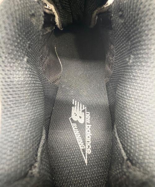 NEW BALANCE（ニューバランス）NEW BALANCE (ニューバランス) スニーカー シルバー×ブラック サイズ:SIZE 27.5cmの古着・服飾アイテム