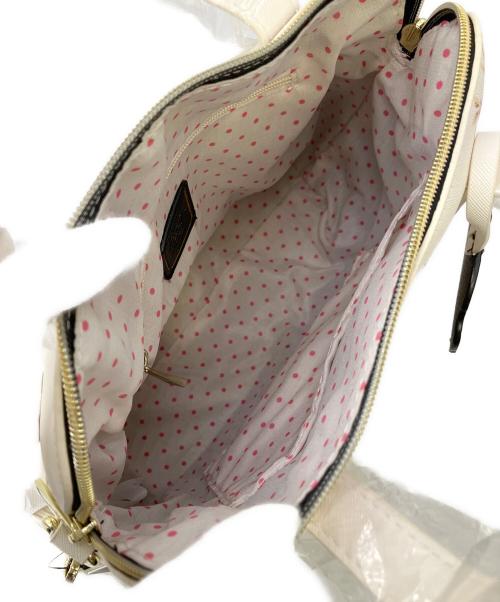 Lounge Fly（ラウンジフライ）Lounge Fly (ラウンジフライ) DISNEY (ディズニー) サッチェルバッグ アイボリー 未使用品の古着・服飾アイテム