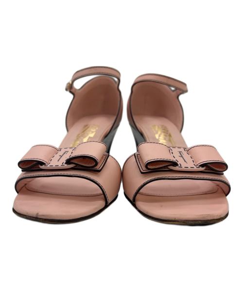 Salvatore Ferragamo（サルヴァトーレ フェラガモ）Salvatore Ferragamo (サルヴァトーレ フェラガモ) ハイヒールパンプス ピンク サイズ:7.5（24.5cm）の古着・服飾アイテム