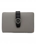 MICHAEL KORSマイケル・コース）の古着「2つ折り財布」｜グレー×ブラック