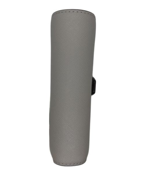 MICHAEL KORS（マイケル・コース）MICHAEL KORS (マイケル・コース) 2つ折り財布 グレー×ブラックの古着・服飾アイテム