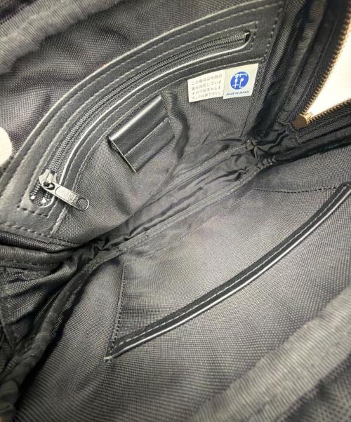 PORTER（ポーター）PORTER (ポーター) クラッチバッグ ブラックの古着・服飾アイテム