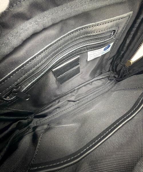 PORTER（ポーター）PORTER (ポーター) クラッチバッグ ブラックの古着・服飾アイテム