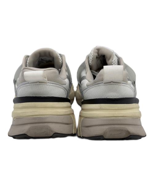 NIKE（ナイキ）NIKE (ナイキ) スニーカー シルバー サイズ:SIZE 25cmの古着・服飾アイテム
