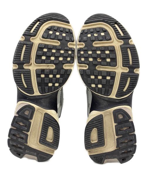 NIKE（ナイキ）NIKE (ナイキ) スニーカー シルバー サイズ:SIZE 25cmの古着・服飾アイテム