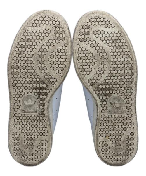 adidas（アディダス）adidas (アディダス) スニーカー ホワイト サイズ:SIZE 24cmの古着・服飾アイテム