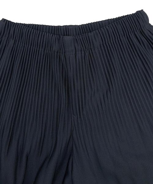HOMME PLISSE ISSEY MIYAKE（オム プリッセ イッセイ ミヤケ）HOMME PLISSE ISSEY MIYAKE (オム プリッセ イッセイ ミヤケ) プリーツパンツ ネイビー サイズ:SIZE 1の古着・服飾アイテム