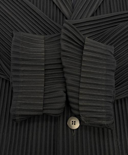 HOMME PLISSE ISSEY MIYAKE（オム プリッセ イッセイ ミヤケ）HOMME PLISSE ISSEY MIYAKE (オム プリッセ イッセイ ミヤケ) プリーツコート ネイビー サイズ:SIZE 3の古着・服飾アイテム