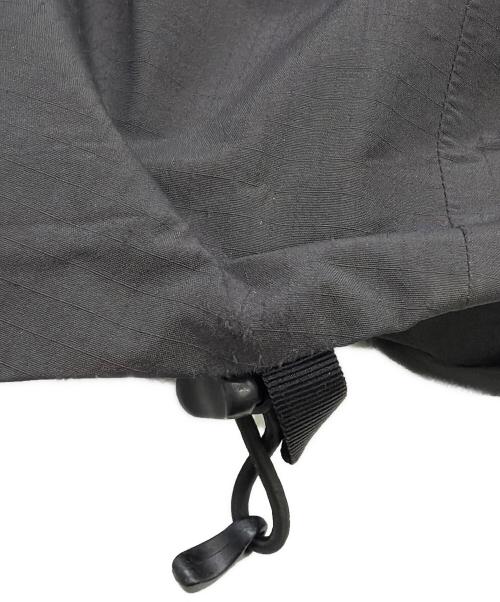 ARC'TERYX（アークテリクス）ARC'TERYX (アークテリクス) ナイロンジャケット グレー×ブラック サイズ:SIZE Sの古着・服飾アイテム
