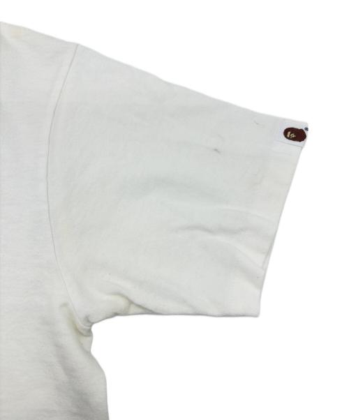 A BATHING APE（ア ベイシング エイプ）A BATHING APE (ア ベイシング エイプ) 半袖Tシャツ ホワイト サイズ:SIZE Sの古着・服飾アイテム