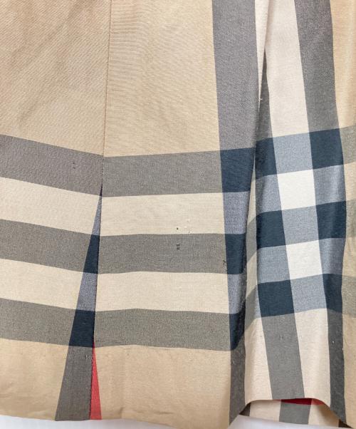 BURBERRY LONDON（バーバリーロンドン）BURBERRY LONDON (バーバリーロンドン) 半袖ワンピース ブラック×ベージュ サイズ:120の古着・服飾アイテム