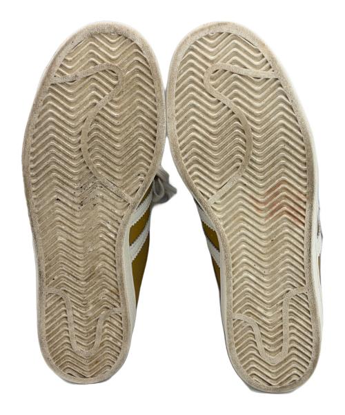 adidas（アディダス）adidas (アディダス) スニーカー ブラウン×ホワイト サイズ:SIZE 25cmの古着・服飾アイテム