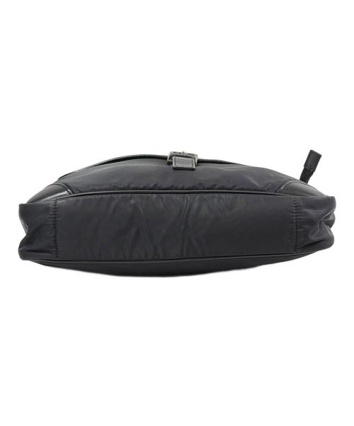 BURBERRY BLACK LABEL（バーバリーブラックレーベル）BURBERRY BLACK LABEL (バーバリーブラックレーベル) ナイロンショルダーバッグ ブラックの古着・服飾アイテム