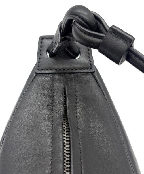 Archivepke（アーカイブエプク）ARCHIVEPKE (アーカイブエプク) FLING BAG ブラックの古着・服飾アイテム