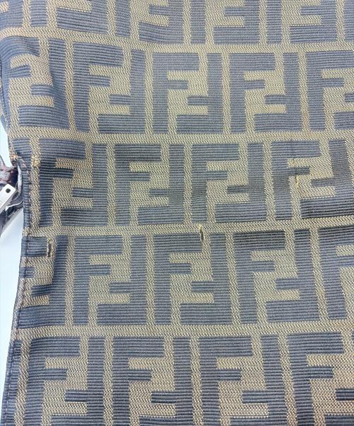 FENDI（フェンディ）FENDI (フェンディ) ショルダーバッグ ブラウンの古着・服飾アイテム