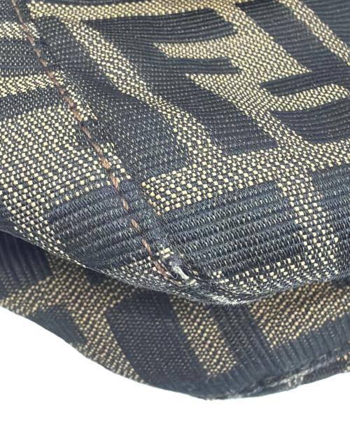 FENDI（フェンディ）FENDI (フェンディ) ショルダーバッグ ブラウンの古着・服飾アイテム