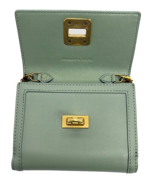 CHARLES & KEITH（チャールズアンドキース）CHARLES & KEITH (チャールズアンドキース) バックルウォレット グリーンの古着・服飾アイテム