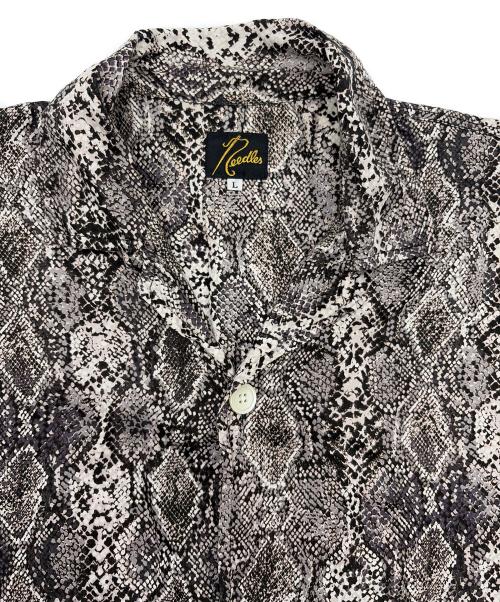 Needles（ニードルズ）Needles (ニードルズ) 半袖シャツ ブラック×グレー サイズ:SIZE Lの古着・服飾アイテム