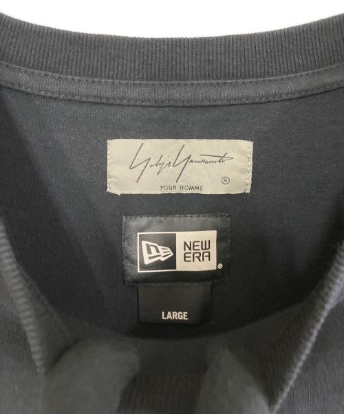 New Era（ニューエラ）New Era (ニューエラ) Yohji Yamamoto pour homme (ヨウジヤマモト プールオム) Tシャツ ブラック サイズ:Lの古着・服飾アイテム