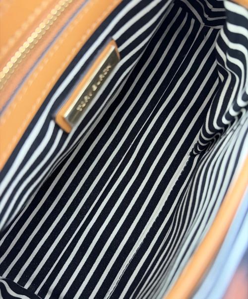 TORY BURCH（トリーバーチ）TORY BURCH (トリーバーチ) ショルダーバッグ ベージュ×ホワイトの古着・服飾アイテム