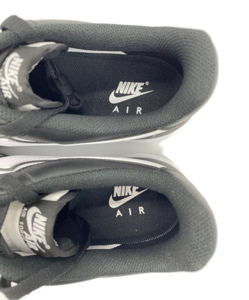 NIKE（ナイキ）NIKE (ナイキ) スニーカー ホワイト×ブラック サイズ:27.5cmの古着・服飾アイテム