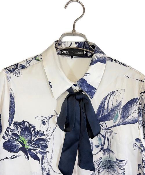 ZARA（ザラ）ZARA (ザラ) サテンシャツ ブルー×ホワイト サイズ:SIZE Sの古着・服飾アイテム