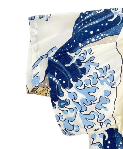 Sun Surf（サンサーフ）Sun Surf (サンサーフ) 葛飾北斎 (カツシカホクサイ) アロハシャツ ホワイト×ブルー サイズ:Sの古着・服飾アイテム
