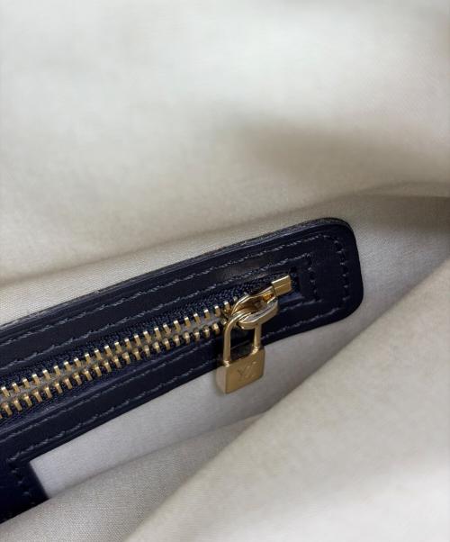 LOUIS VUITTON（ルイ ヴィトン）LOUIS VUITTON (ルイ ヴィトン) 2WAYバッグ グレーの古着・服飾アイテム