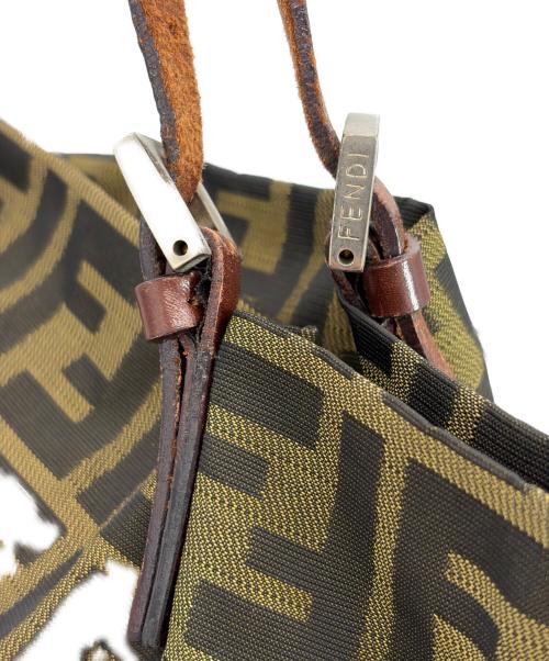 FENDI（フェンディ）FENDI (フェンディ) トートバッグ オリーブの古着・服飾アイテム
