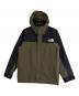 THE NORTH FACE（ザ ノース フェイス）の古着「マウンテンライトジャケット」｜オリーブ