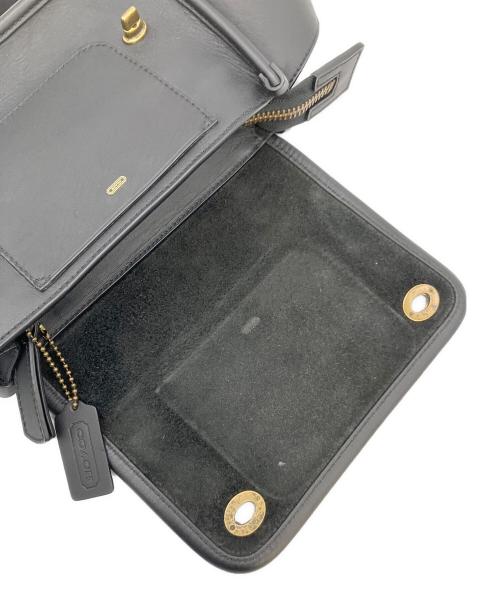 COACH（コーチ）COACH (コーチ) レガシー ターンロック レザー ボディバッグ ブラックの古着・服飾アイテム