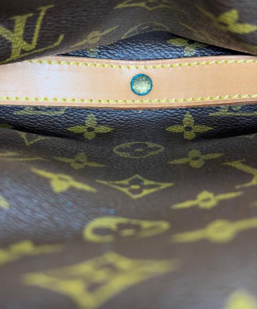 LOUIS VUITTON（ルイ ヴィトン）LOUIS VUITTON (ルイ ヴィトン) ショルダーバッグ／ソミュール30の古着・服飾アイテム