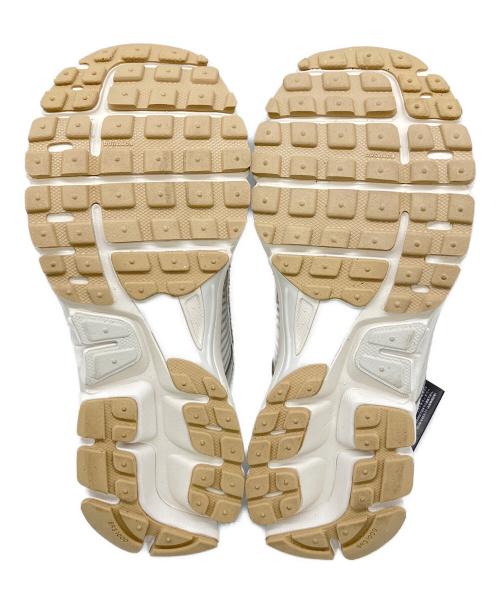 NIKE（ナイキ）NIKE (ナイキ) スニーカー ホワイト サイズ:24cm 未使用品の古着・服飾アイテム