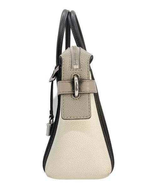 MICHAEL KORS（マイケル・コース）MICHAEL KORS (マイケル・コース) 2WAYバッグ ホワイト×ブラックの古着・服飾アイテム