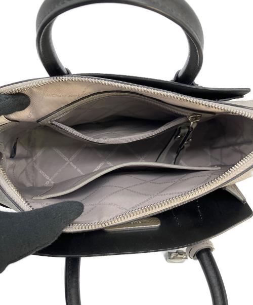MICHAEL KORS（マイケル・コース）MICHAEL KORS (マイケル・コース) 2WAYバッグ ホワイト×ブラックの古着・服飾アイテム