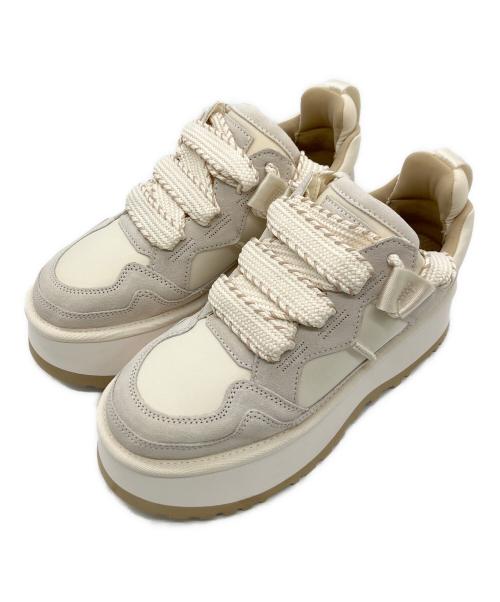 UGG（アグ）UGG (アグ) Astromel/アストロメル/厚底スニーカー アイボリー サイズ:26の古着・服飾アイテム