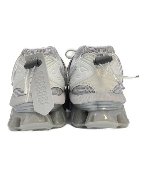 asics（アシックス）asics (アシックス) YOASOBI (ヨアソビ) スニーカー ライトグレー サイズ:26.5cmの古着・服飾アイテム