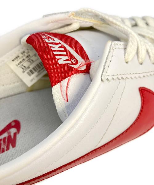 NIKE（ナイキ）NIKE (ナイキ) スニーカー ホワイト×レッド サイズ:26.5cmの古着・服飾アイテム