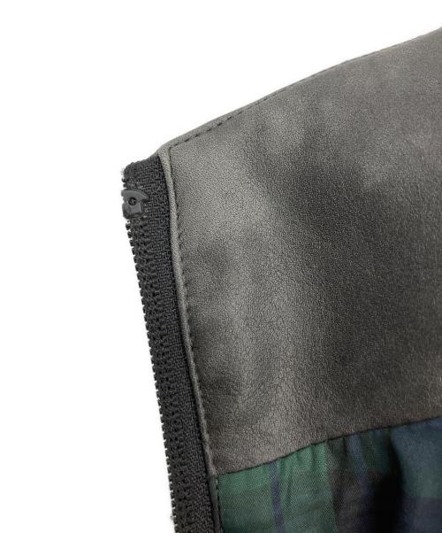 FREAK'S STORE（フリークスストア）FREAK'S STORE (フリークスストア) UMBRO (アンブロ) ブルゾン／Leatherette Stand Collar Blouson／レザレット スタンドカラー ブルゾン グレー サイズ:Mの古着・服飾アイテム
