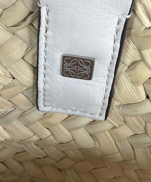 LOEWE（ロエベ）LOEWE (ロエベ) バスケットバッグ スモール ホワイトの古着・服飾アイテム
