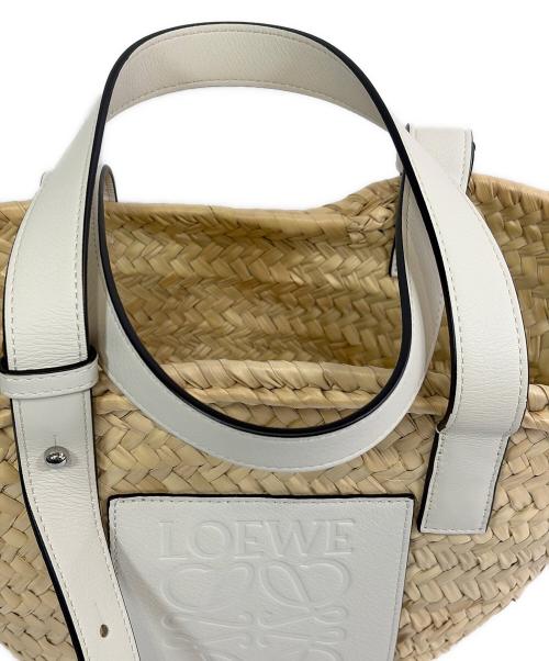 LOEWE（ロエベ）LOEWE (ロエベ) バスケットバッグ スモール ホワイトの古着・服飾アイテム